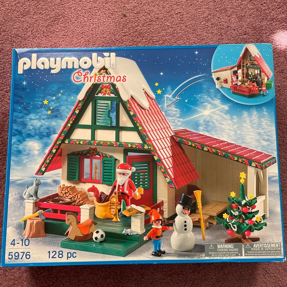 Playmobil Christmas Set 5976 Santa Claus House Workshop Gift 128pc Boxed- open